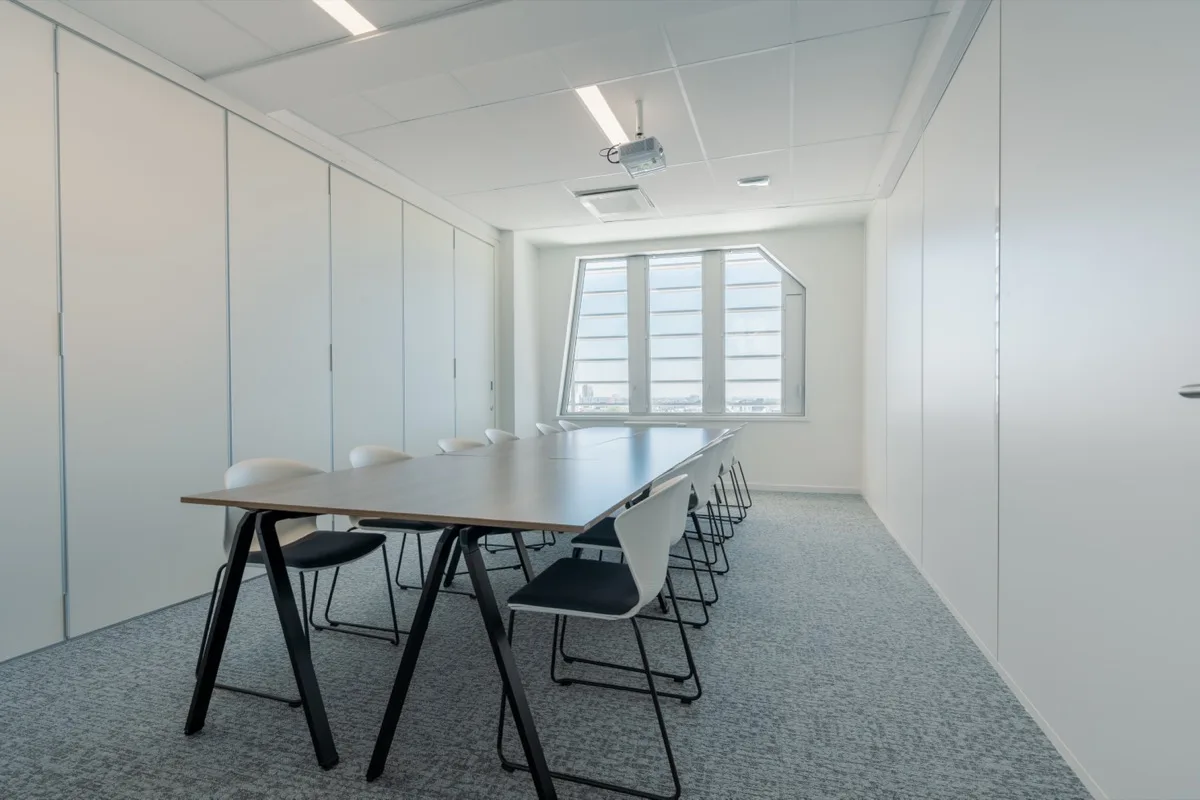 Salle de réunion Molène 12 personnes au POD Rennes